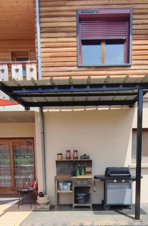 Maison D'Hotes Le Shorten Heches ภายนอก รูปภาพ