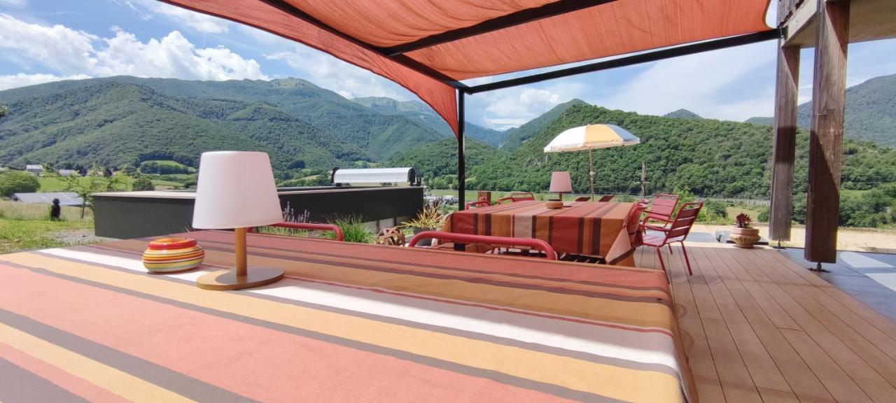Maison D'Hotes Le Shorten Heches ภายนอก รูปภาพ